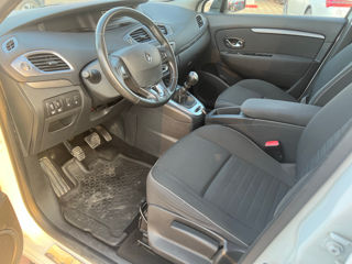 Renault Grand Scenic foto 7