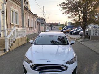 Ford Fusion foto 8