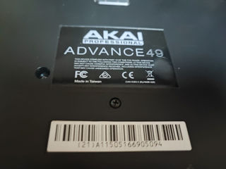 Mashine MK3. Akai Advance 49 (made in Taiwan). Yamaha MODX+ (Montage) foto 7