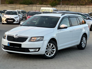 Skoda Octavia foto 4