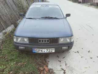 Audi 80