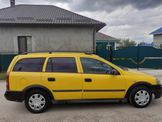 Opel Astra foto 2