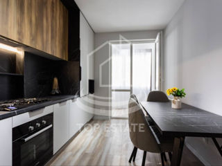 Apartament cu 3 camere, 86 m², Buiucani, Chișinău foto 2