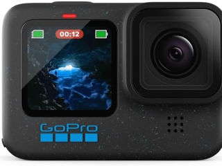 GoPro Hero 12 Black, utilizat doar 2 luni + set de accesorii, carcasă separată și geantă