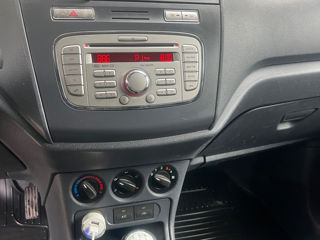 Ford Transit Connect foto 6