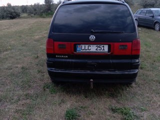 Volkswagen Sharan foto 4