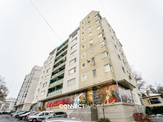 Apartament cu 4 camere, 143 m², Centru, Chișinău foto 1