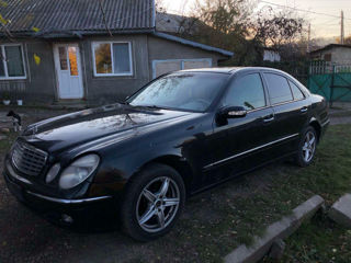 Mercedes E-Class foto 3