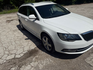 Skoda Superb фото 2