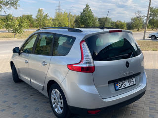 Renault Grand Scenic foto 1