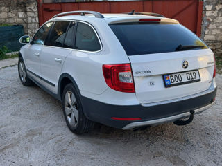 Skoda Superb foto 4