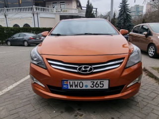 Hyundai Accent foto 3