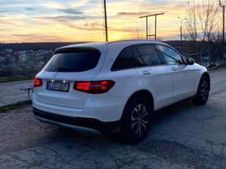 Mercedes GLC foto 10