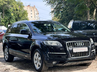 Audi Q7 foto 1