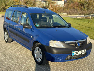 Dacia Logan foto 2