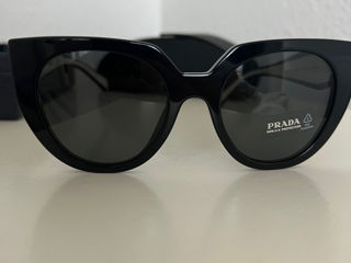 Ochelari de soare Prada