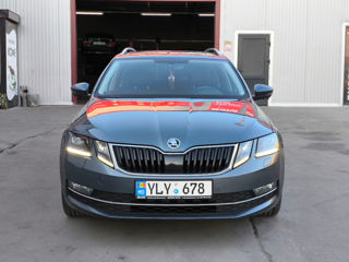 Skoda Octavia foto 1