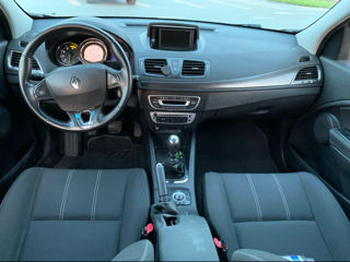 Renault Megane foto 2