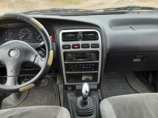 Nissan Primera foto 6