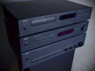 NAD Hi Fi система / NAD C350 усилитель / NAD C521 CD player / NAD C422 Stereo AM/FM / есть пластинки