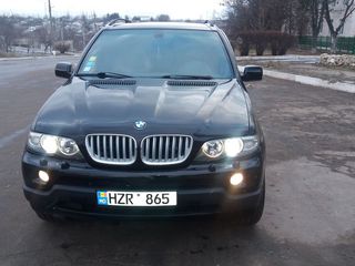 BMW X5 foto 1