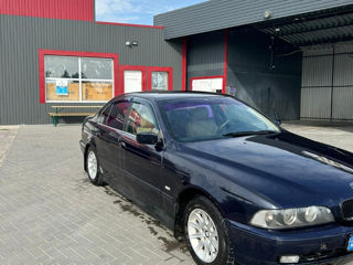 BMW 5 Series foto 5