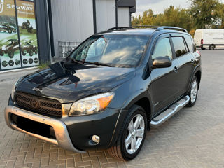 Toyota Rav 4 foto 1