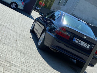 BMW 3 Series foto 4