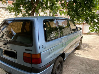 Mazda MPV foto 5