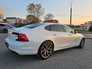 Volvo S90 foto 4