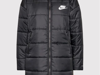 Scurta Nike noua procurata din Italia cu eticheta de culoare neagra marimea XXXL 1900 lei