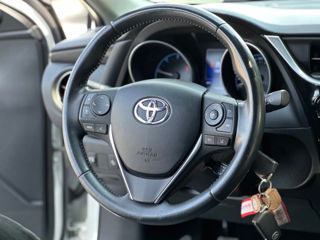 Toyota Auris foto 12