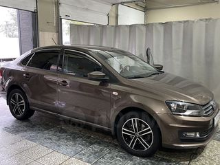 Volkswagen Polo foto 15