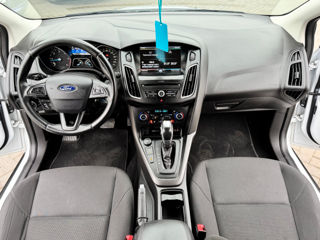 Ford Focus foto 8