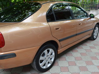 Mitsubishi Carisma foto 7