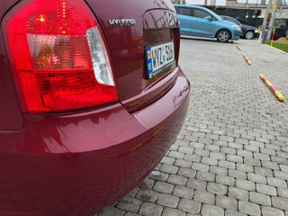 Hyundai Accent foto 4