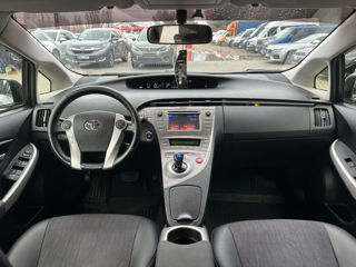 Toyota Prius foto 10