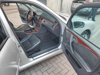 Mercedes E-Class foto 7