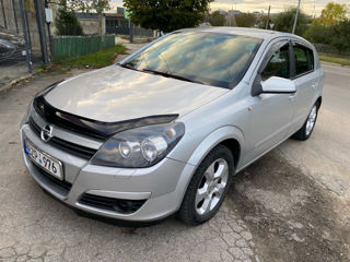 Opel Astra foto 1