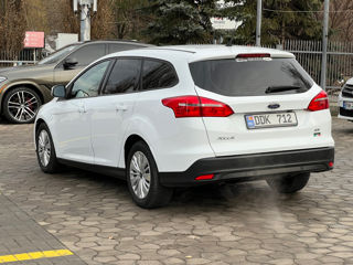 Ford Focus foto 6