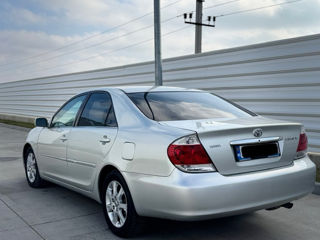 Toyota Camry foto 4