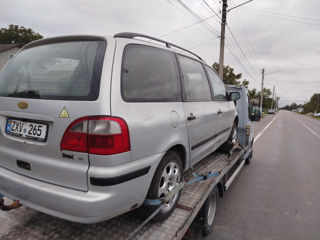 Ford Galaxy foto 1