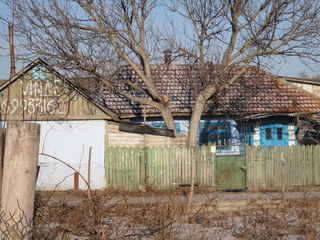 Se vinde casa in or, Soldanesti, aproape de centru,piata , liceu si gara. nego... foto 1