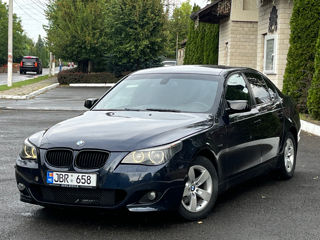 BMW 5 Series foto 4