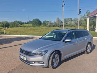 Volkswagen Passat foto 8