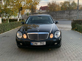 Mercedes E-Class foto 2