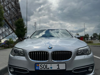 BMW 5 Series foto 4