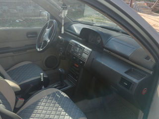 Nissan X-Trail foto 5