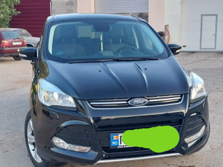 Ford Kuga foto 2