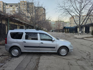 Dacia Logan foto 3